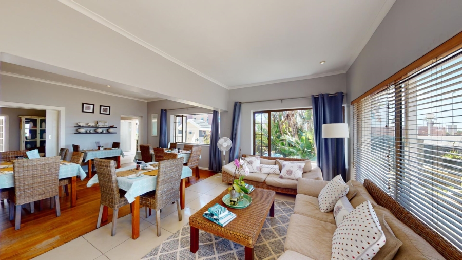 10 Bedroom Property for Sale in Summerstrand Eastern Cape